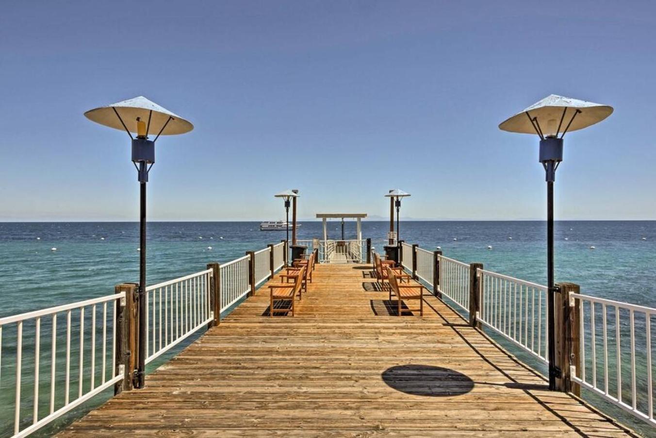 Gorgeous Oceanfront Villa With Panoramic Views อาวาลอน ภายนอก รูปภาพ