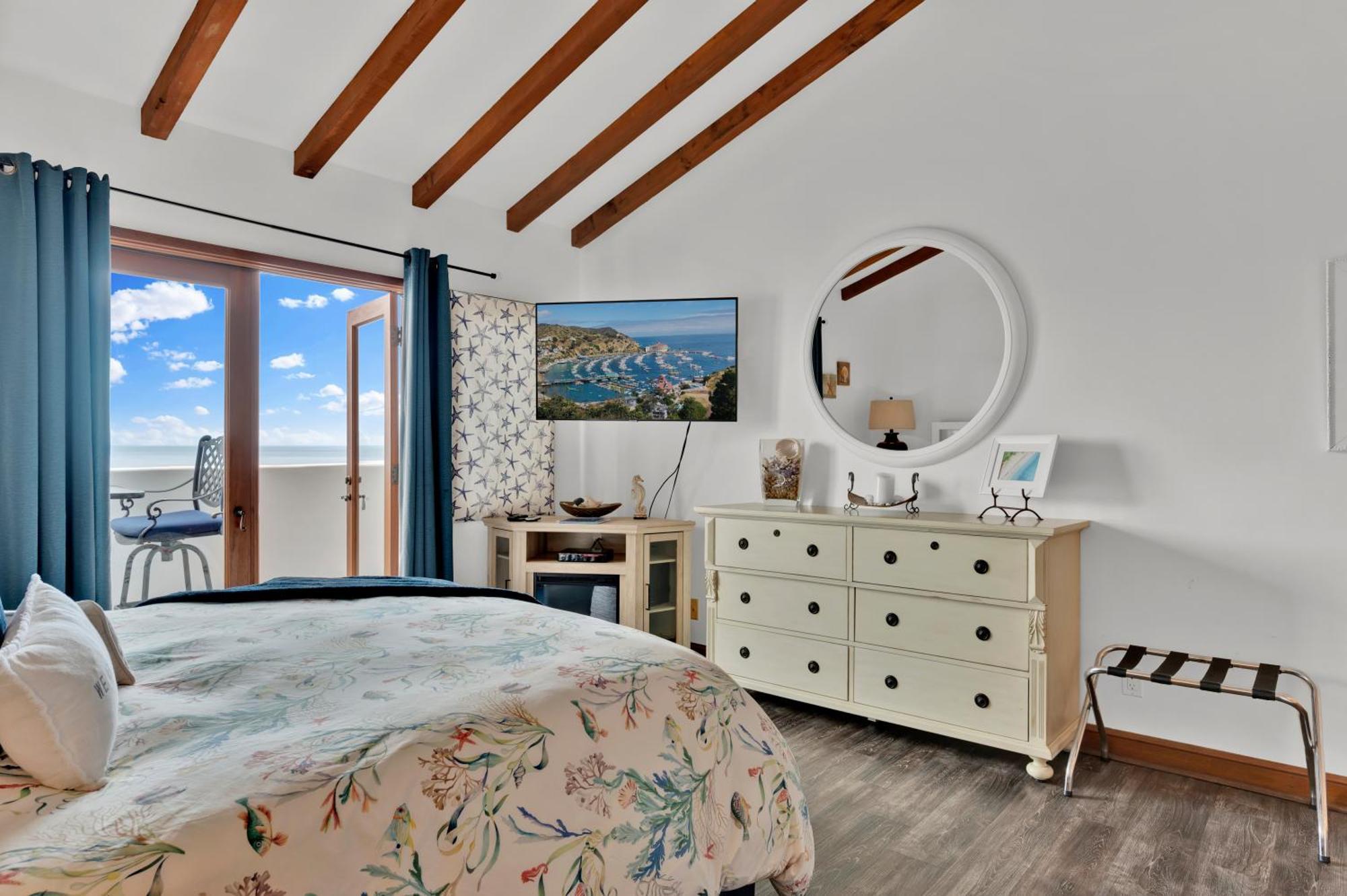 Gorgeous Oceanfront Villa With Panoramic Views อาวาลอน ภายนอก รูปภาพ