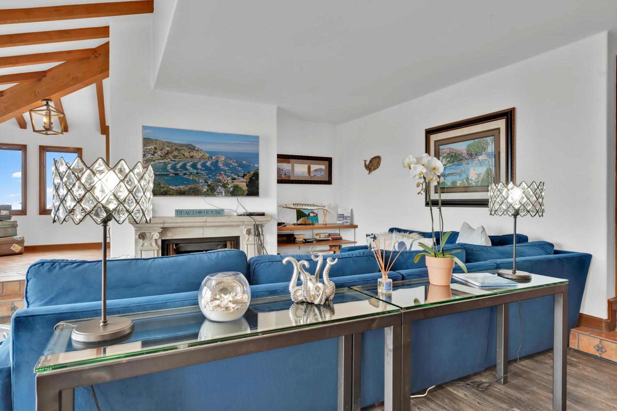 Gorgeous Oceanfront Villa With Panoramic Views อาวาลอน ภายนอก รูปภาพ